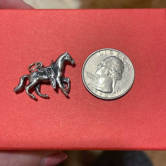 RARE & RETIRED James Avery Saddled Horse Charm - Picture 4 of 4
